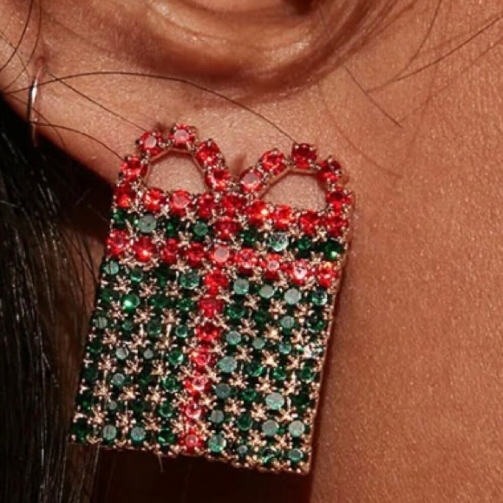 FASHION NOVA On The Nice List Christmas Drop Earrings NWT